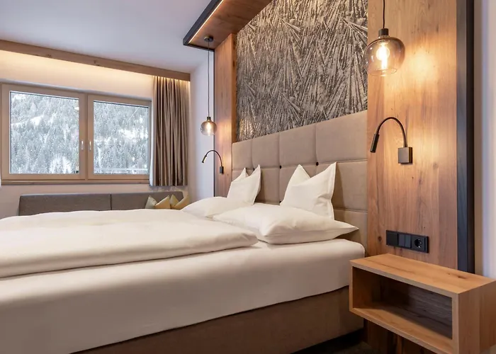 Post Hotel 4*